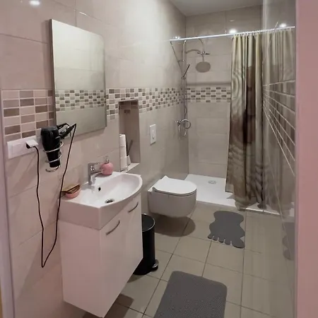 Kreft Bed & Breakfast 3*