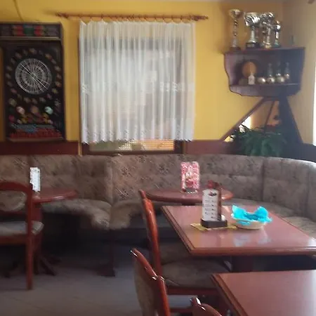 Kreft Bed & Breakfast 3*